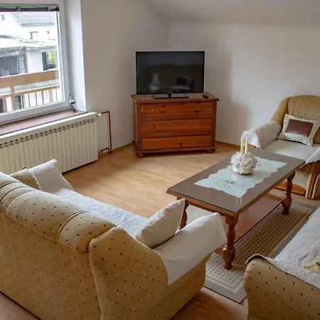 Jela * Kupres (Canton 10)